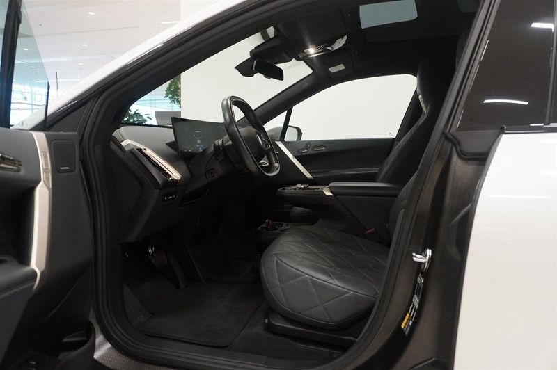 BMW iX bild 2