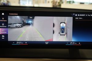 BMW iX bild 12
