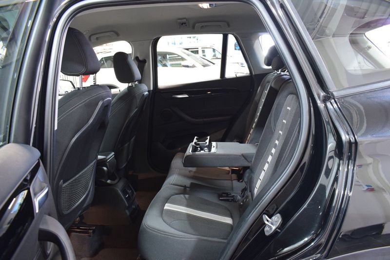 BMW X1 bild 14