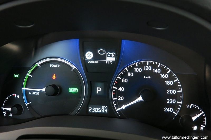 Lexus RX bild 16