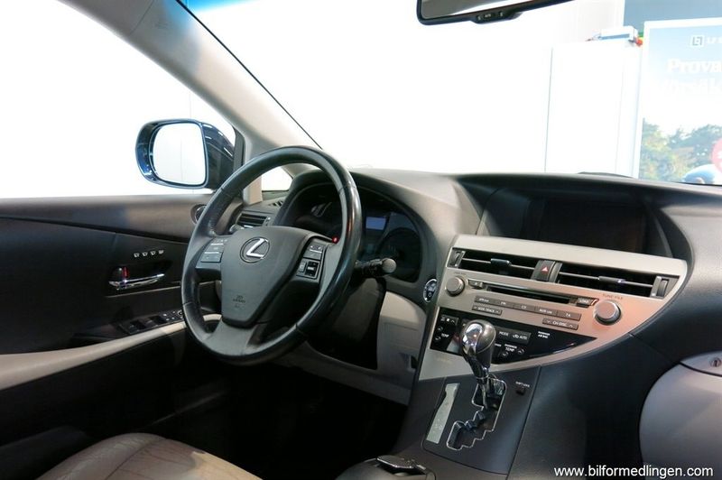 Lexus RX bild 9