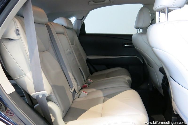 Lexus RX bild 11