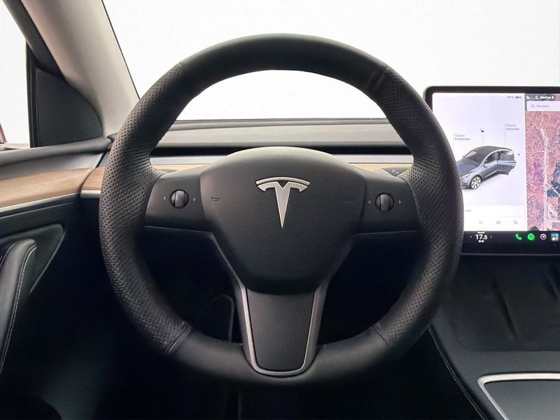 Tesla Model Y bild 14