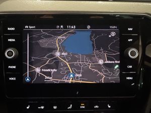 Volkswagen Passat bild 24
