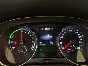 Volkswagen Passat bild 21