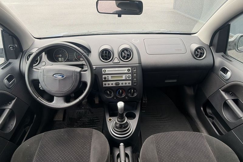 Ford Fiesta bild 9