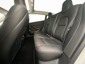 Tesla Model 3 bild 23