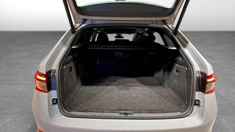 Skoda Superb bild 13