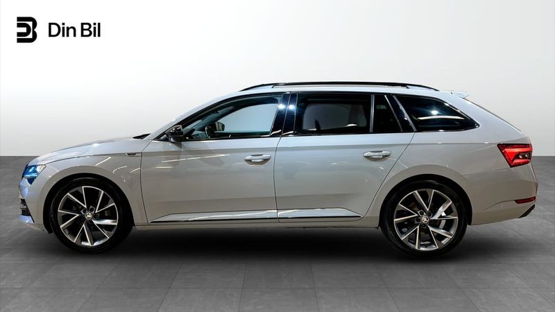 Skoda Superb bild 2