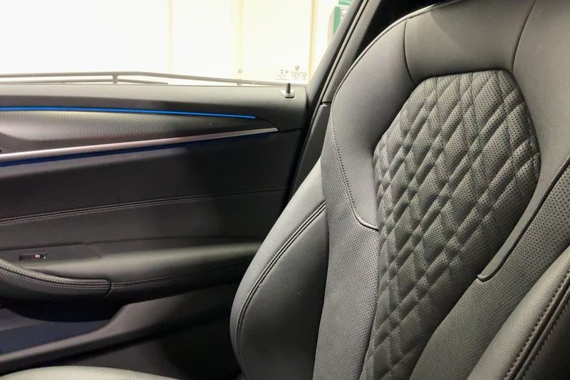 BMW 530 bild 32