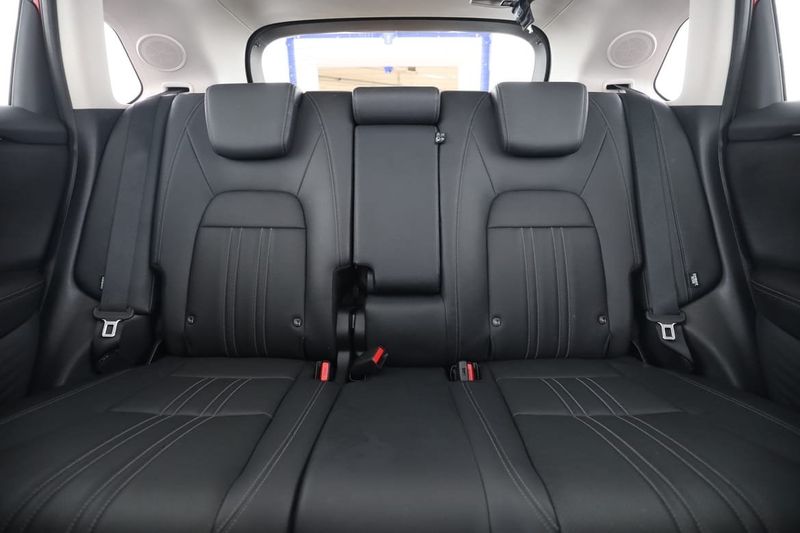 Honda ZR-V bild 16