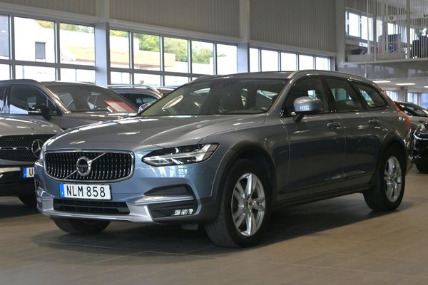 Volvo V90 Cross Country D4 AWD 190hk Advanced Ed. Läder 360 VOC - 2019