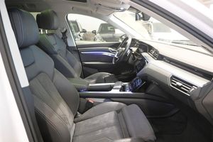 Audi Q8 e-tron bild 12