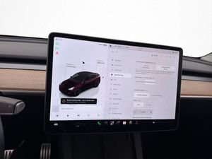 Tesla Model Y bild 24