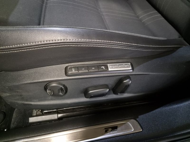 Volkswagen Passat bild 17