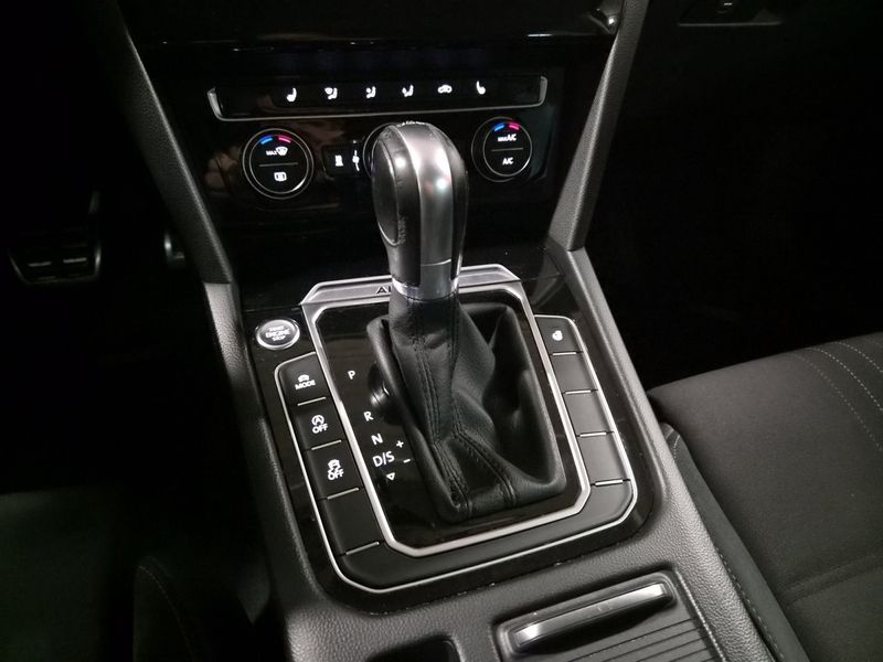 Volkswagen Passat bild 14