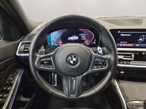 BMW 320 bild 19