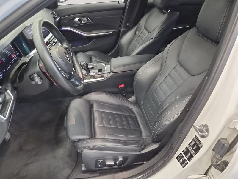 BMW 320 bild 14