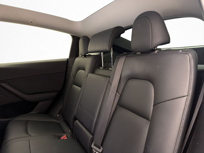 Tesla Model Y bild 20