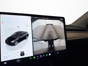 Tesla Model Y bild 30