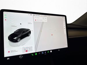 Tesla Model Y bild 29