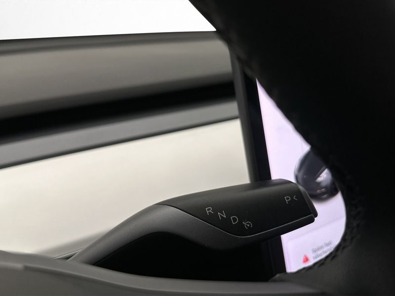 Tesla Model 3 bild 22