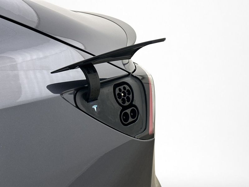 Tesla Model 3 bild 21