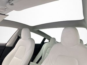 Tesla Model 3 bild 15