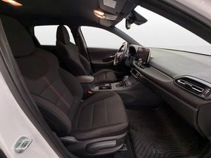 Hyundai i30 bild 14