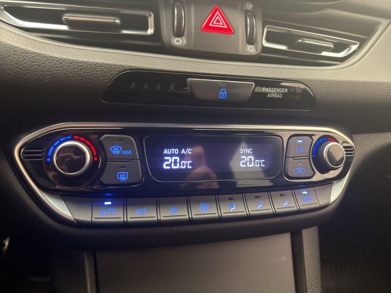 Hyundai i30 bild 24