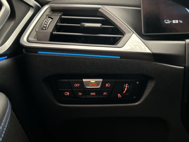 BMW i4 bild 27