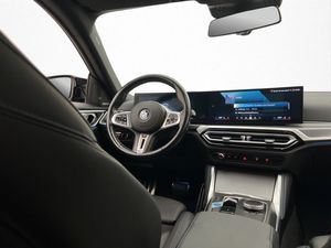 BMW i4 bild 26