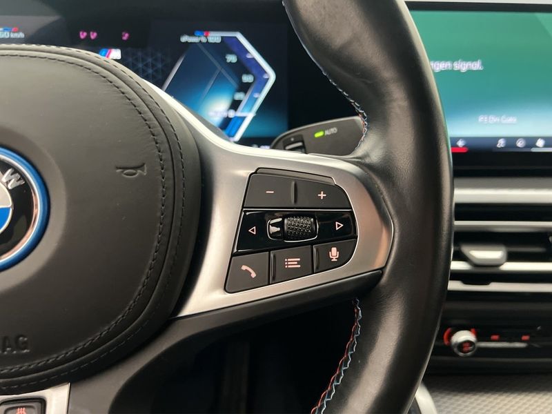 BMW i4 bild 29
