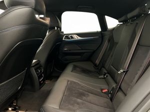 BMW i4 bild 25