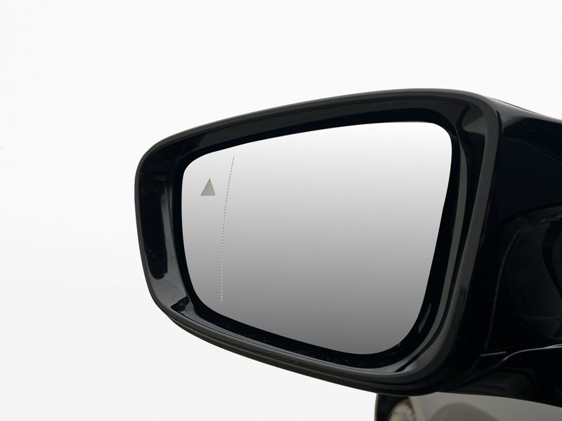 BMW i4 bild 18