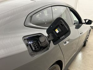 BMW i4 bild 21