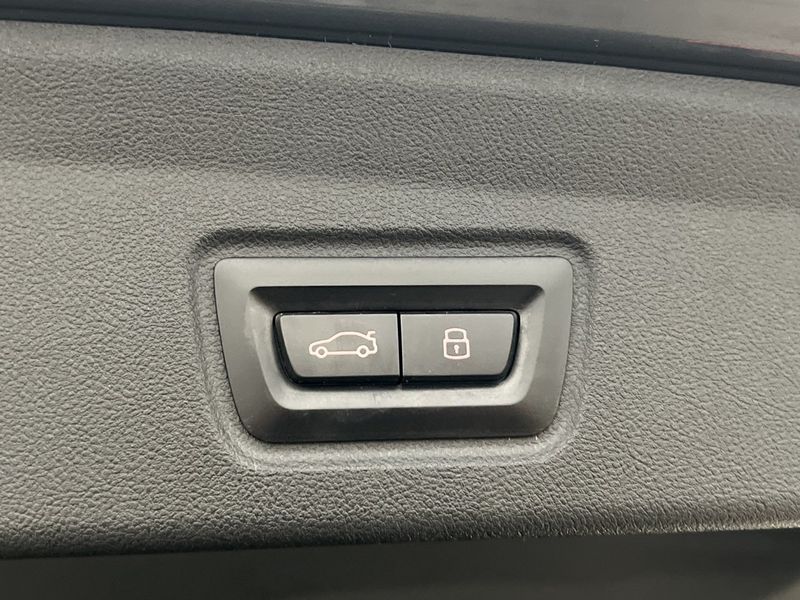 BMW i4 bild 23