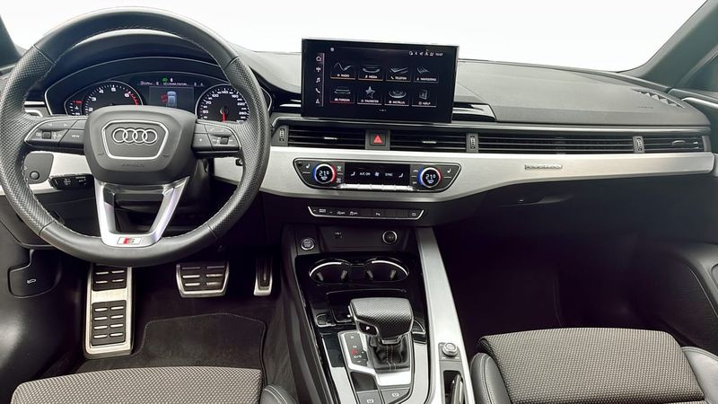 Audi A4 bild 10