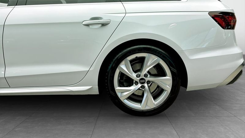 Audi A4 bild 6