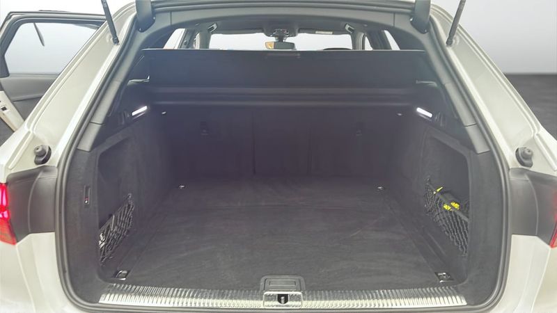 Audi A4 bild 12