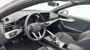 Audi A4 bild 7
