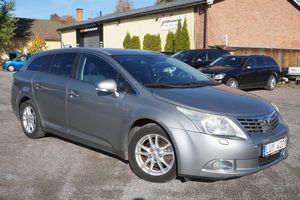 Toyota Avensis bild 1