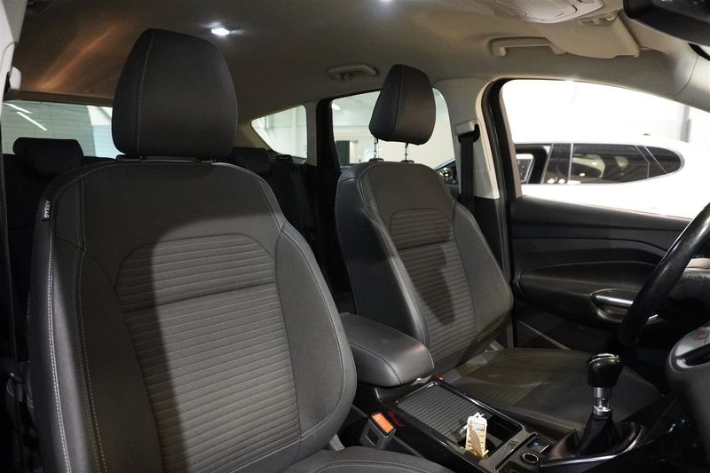 Ford Kuga bild 7