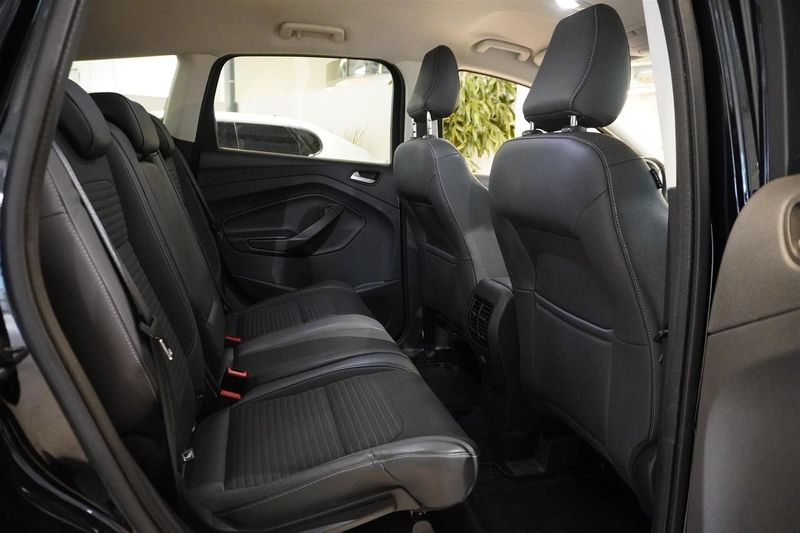 Ford Kuga bild 8