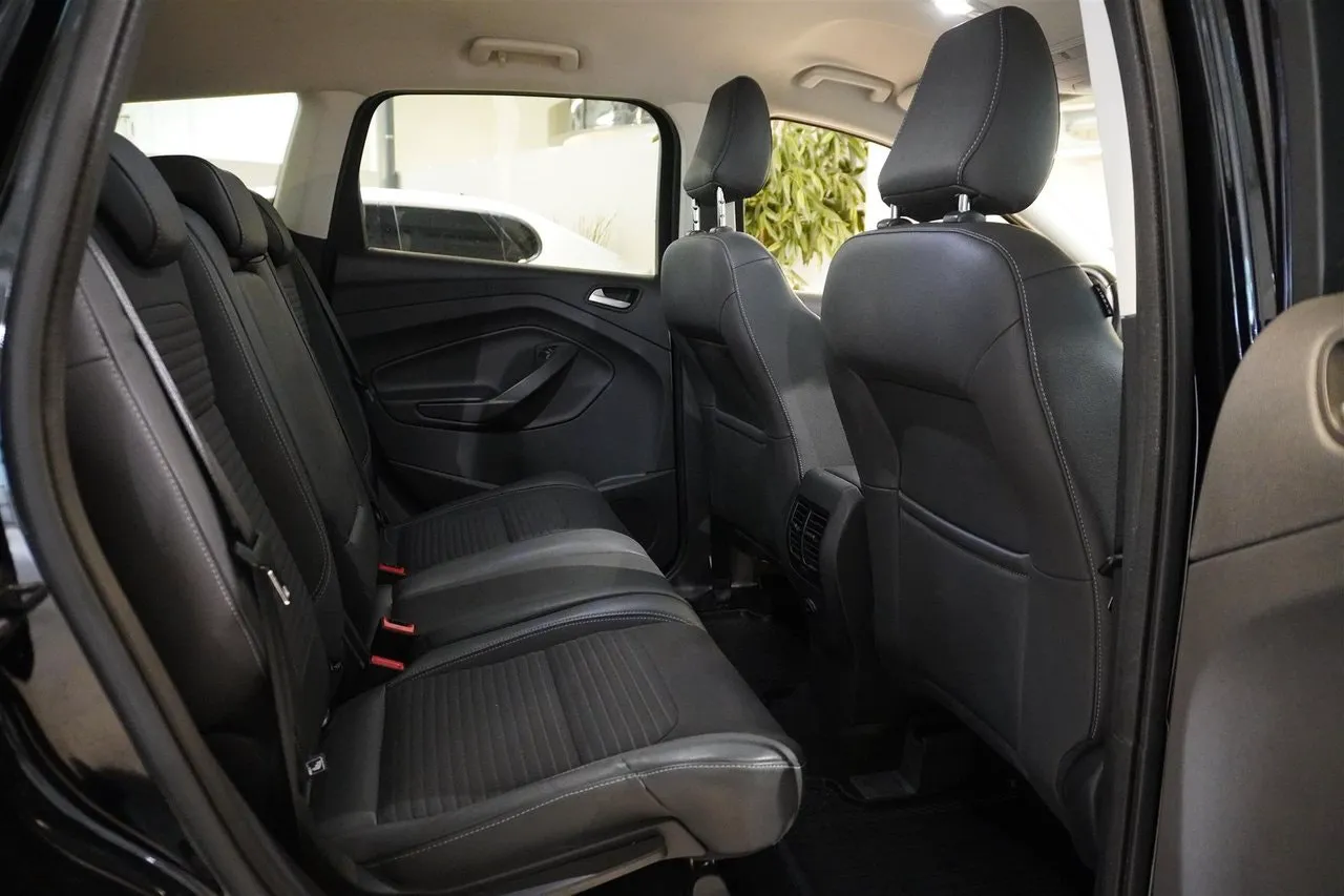 Ford Kuga bild 8