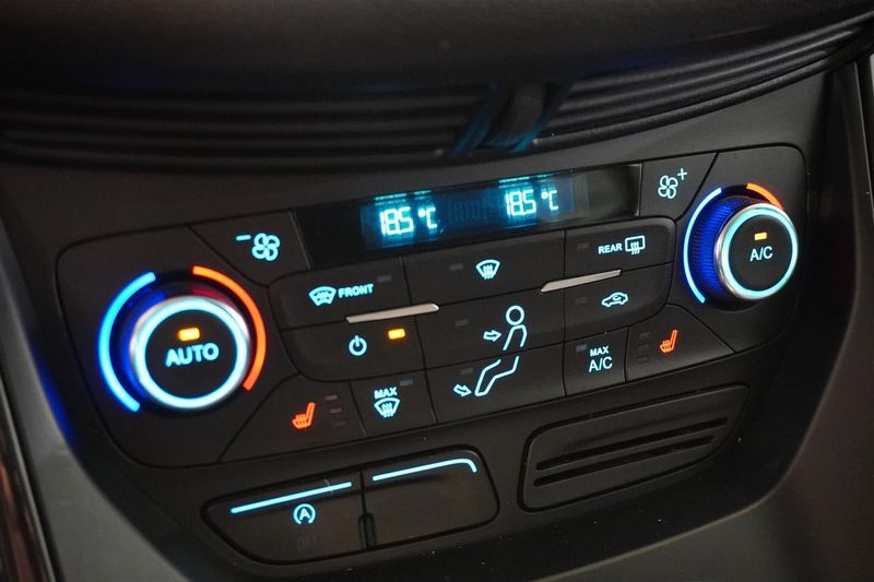 Ford Kuga bild 19
