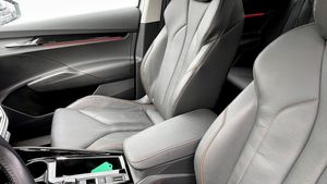 Skoda Enyaq bild 8