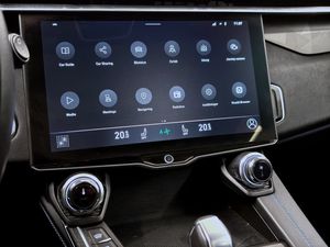 Lynk & Co 01 bild 18