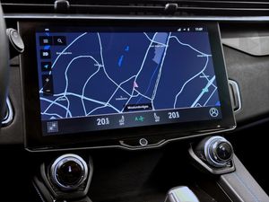 Lynk & Co 01 bild 17