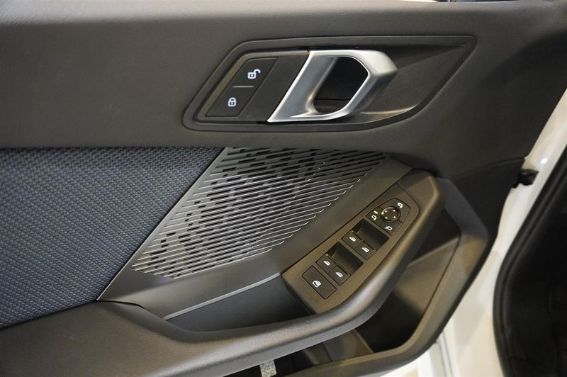 BMW 120 bild 14